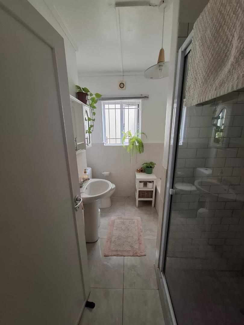 3 Bedroom Property for Sale in Onder Papegaaiberg Western Cape